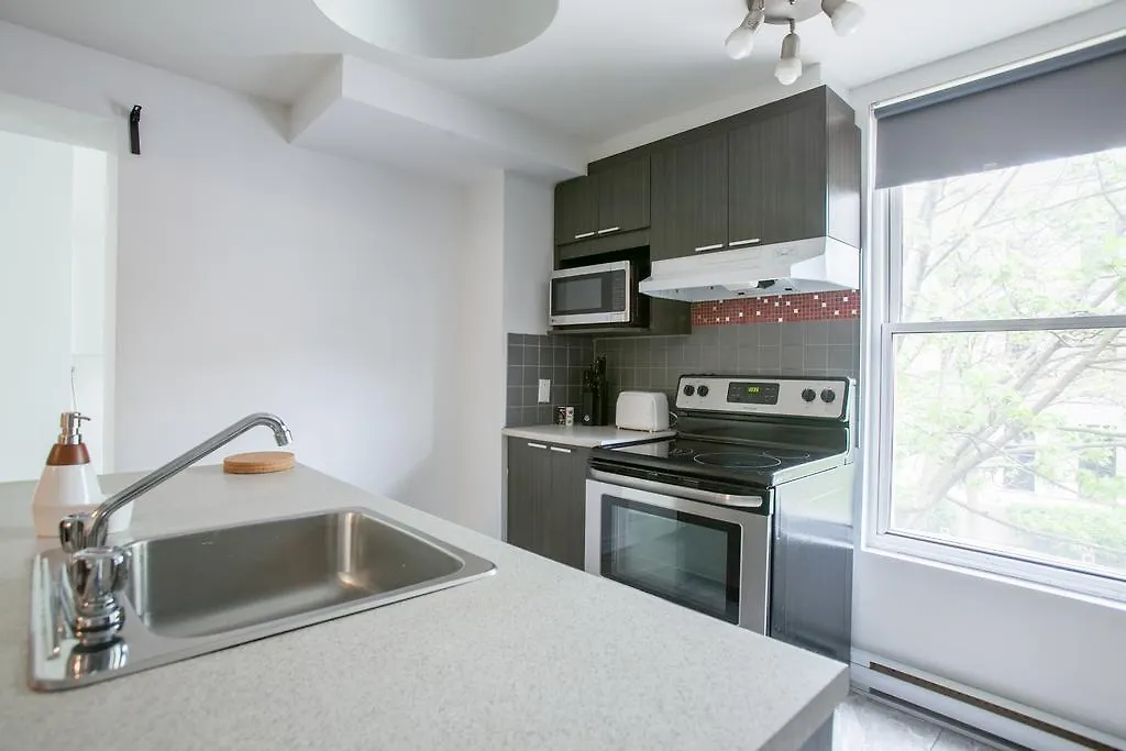 Lmvr - The Park Apartment Montreal