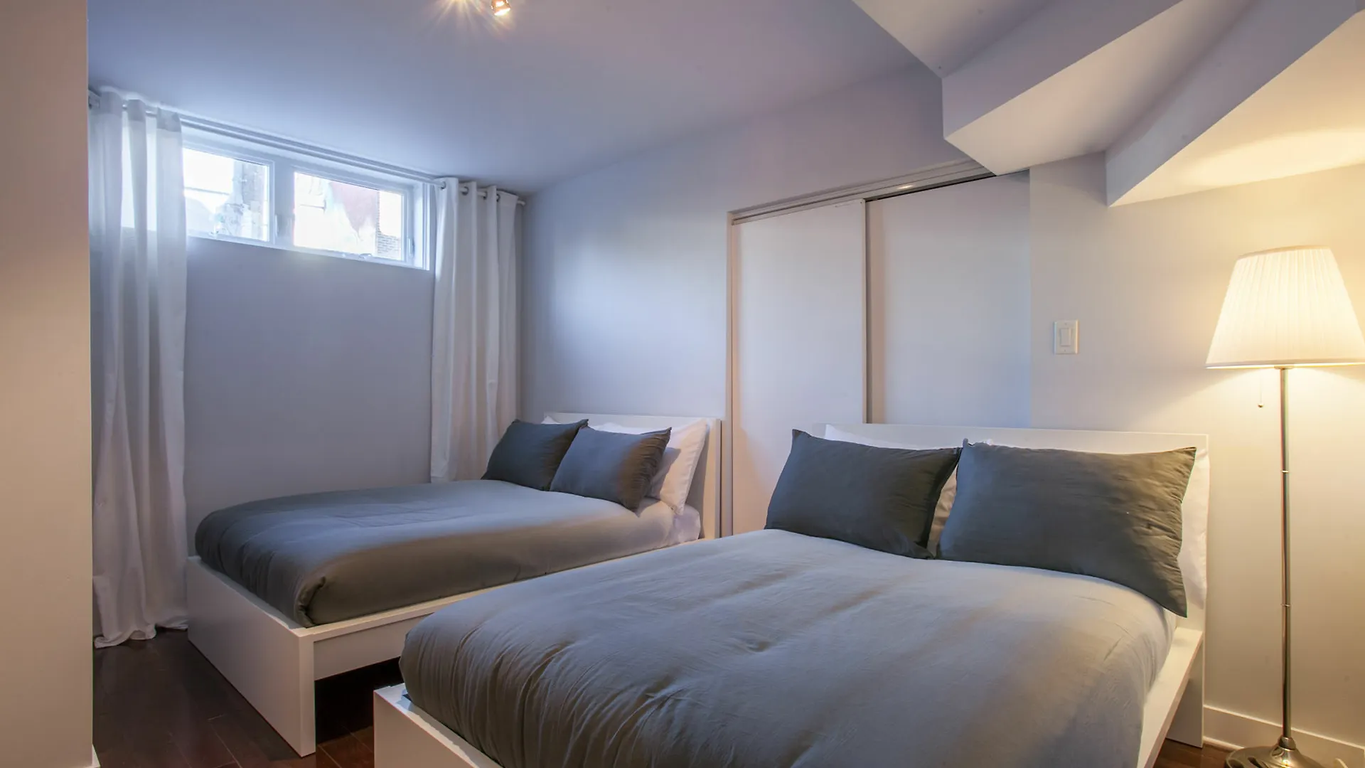 Lmvr - The Park Apartment Montreal